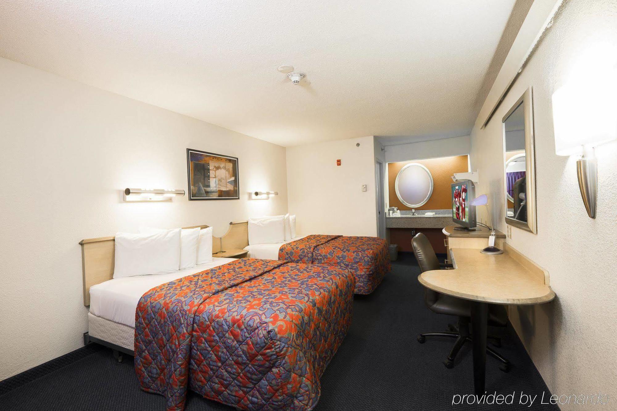 Red Roof Inn Plus + Boston - Framingham Exterior photo