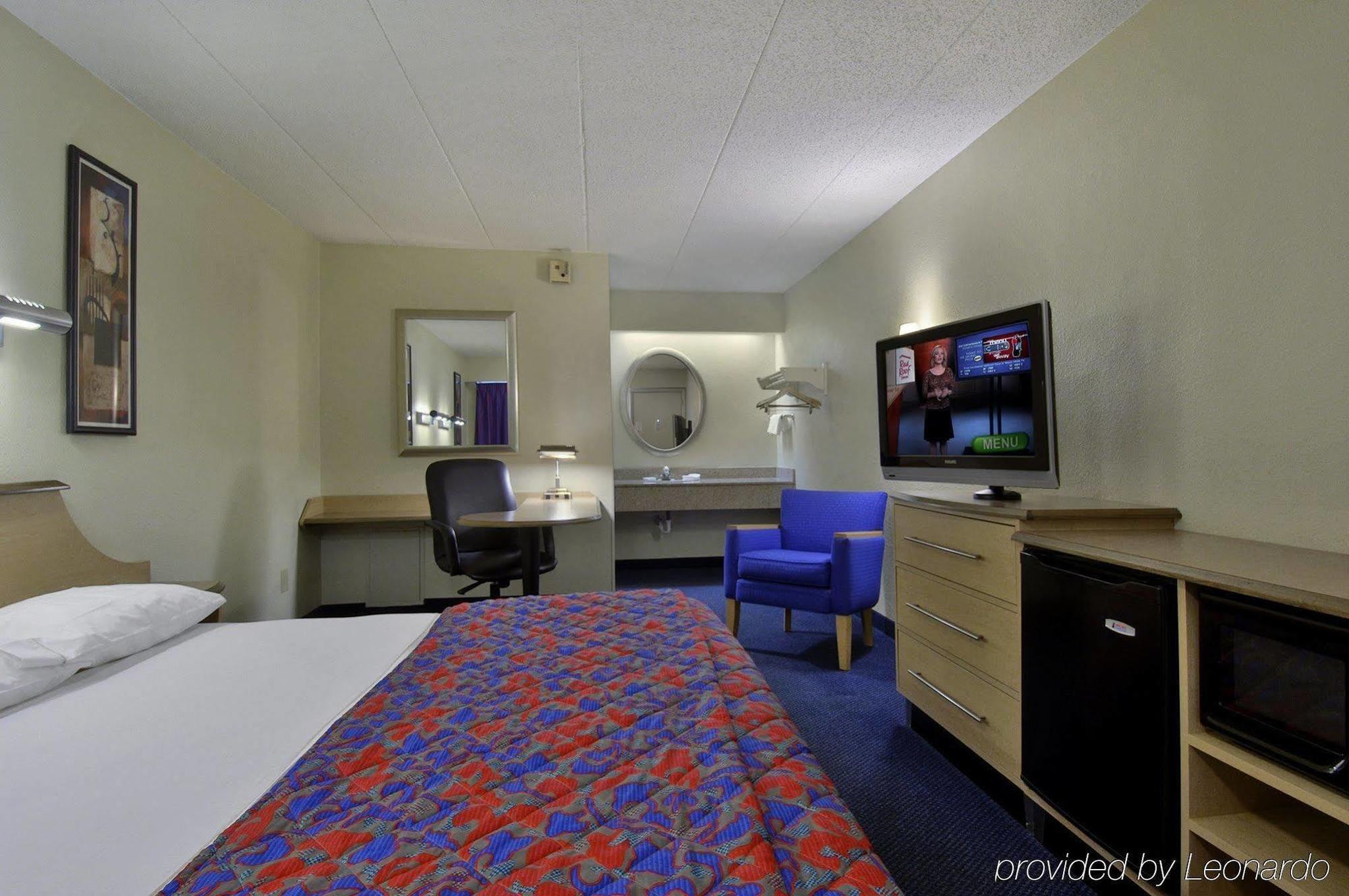 Red Roof Inn Plus + Boston - Framingham Exterior photo